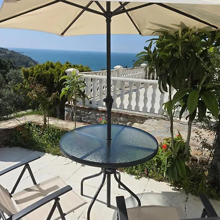 Sevinc Papatya House Villa *