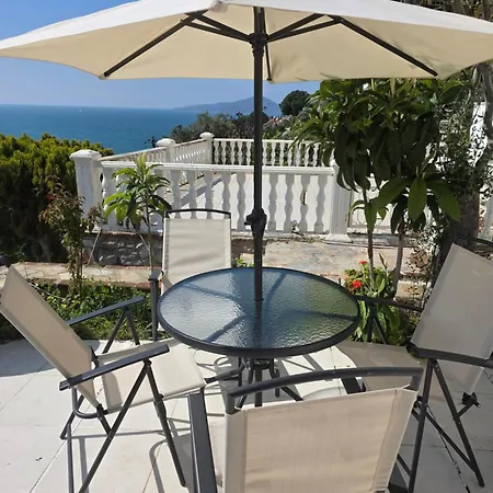 Villa Sevinc Papatya House *