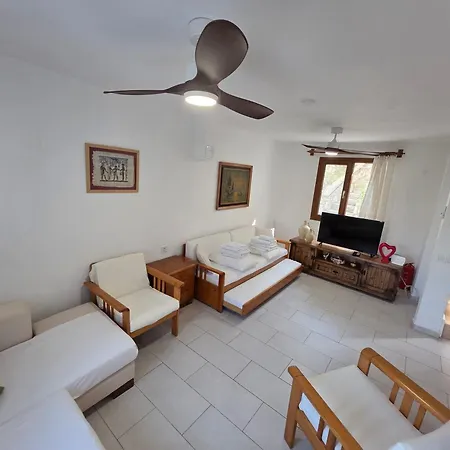 Sevinc Papatya House Villa *