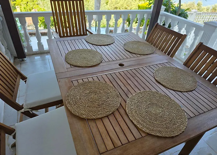 Sevinc Papatya House