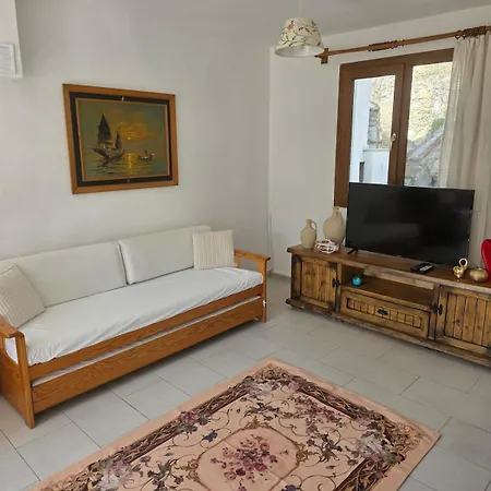 Sevinc Papatya House Миляс