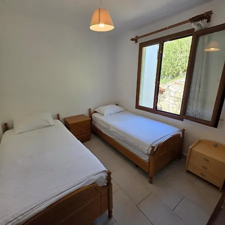 Sevinc Papatya House Миляс
