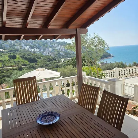 Sevinc Papatya House Villa *