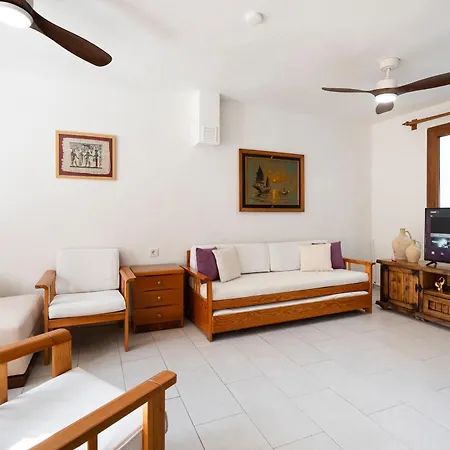 Sevinc Papatya House Миляс